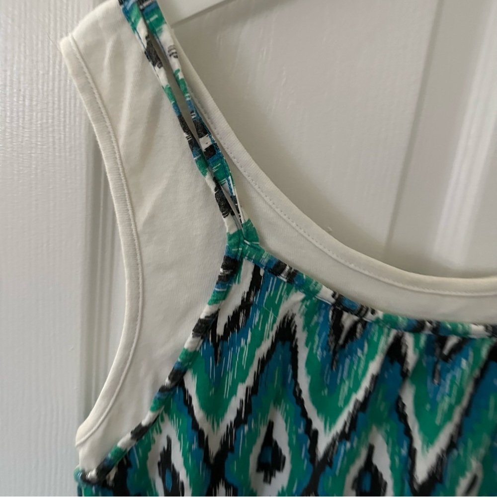 Layered Patterned Tank Top - Picture 7 of 7